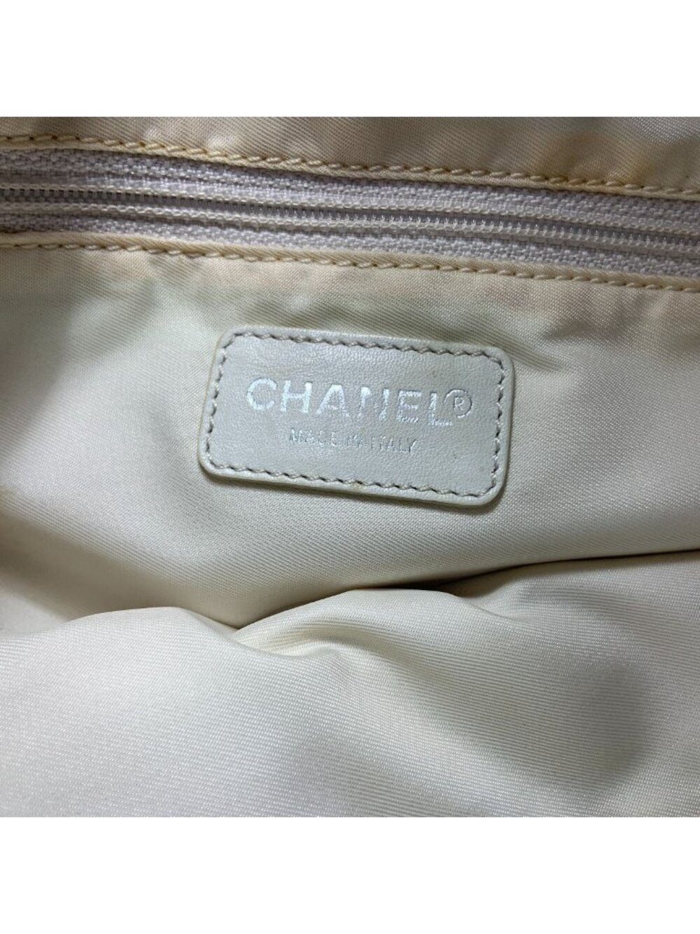 Chanel New Travel Line Tote Bag Beige - Picture 8 of 9